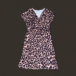 Ouges, V-Neck Leopard print Short Sleeve Dress, 1X, Women's